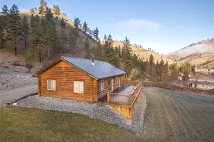 244 Howling Moon Ln, Chelan, WA 98816 - Photo 2