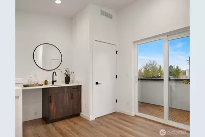 7428 2nd Avenue NE, Seattle, WA 98115 - Photo 26