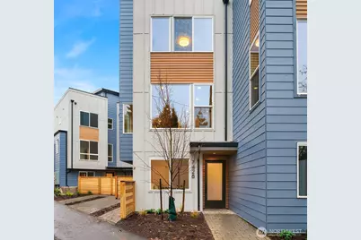 7428 2nd Avenue NE, Seattle, WA 98115 - Photo 1