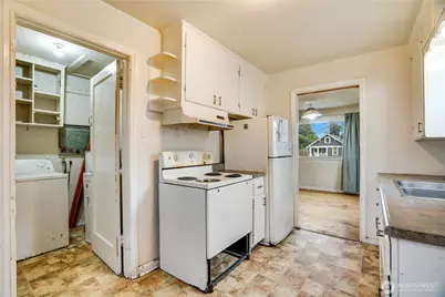 3610 S Ainsworth Avenue, Tacoma, WA 98418 - Photo 12