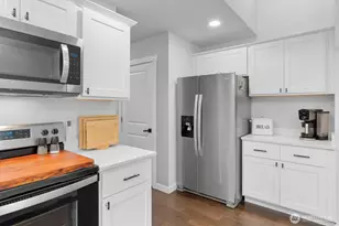 18204 E Clear Lake Blvd SE, Yelm, WA 98597 - Photo 10