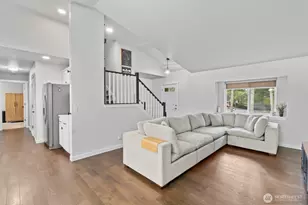 18204 E Clear Lake Blvd SE, Yelm, WA 98597 - Photo 4