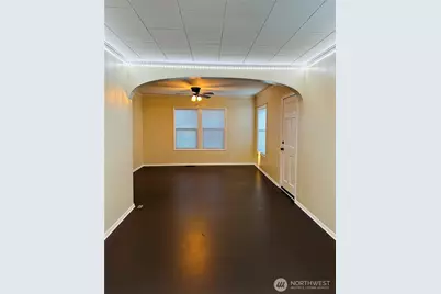 1621 Baker Avenue, Everett, WA 98201 - Photo 2