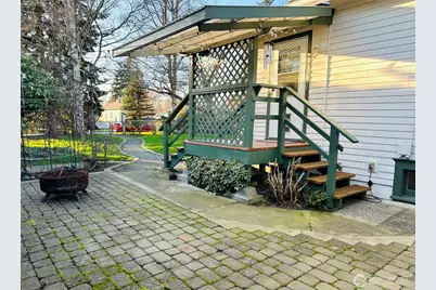 1621 Baker Avenue, Everett, WA 98201 - Photo 22