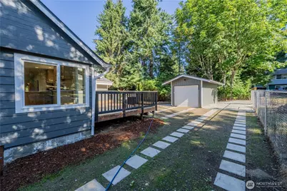 18414 Baldwin Road, Bothell, WA 98012 - Photo 34
