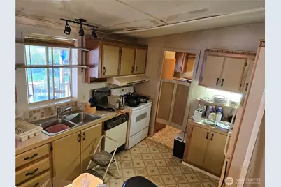 914 Nottingham Drive SE, Olympia, WA 98503 - Photo 10