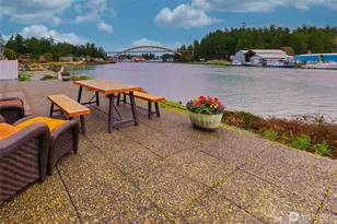 106 Chinook Pl, La Conner, WA 98257 - Photo 1