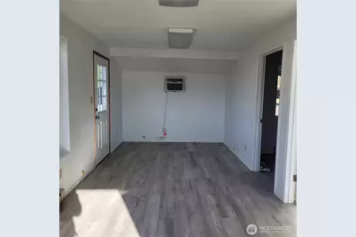 14626 Roosevelt Road, Snohomish, WA 98290 - Photo 8