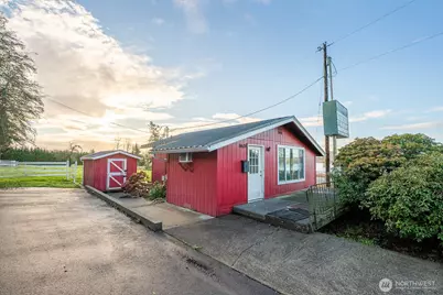 14626 Roosevelt Road, Snohomish, WA 98290 - Photo 2