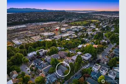 1807 11th Avenue W, Seattle, WA 98119 - Photo 30