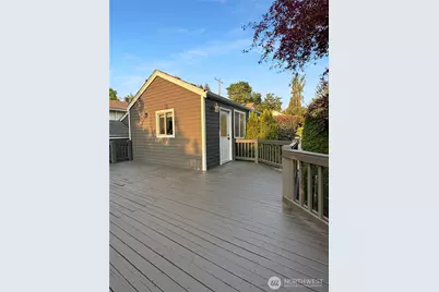 6539 51 Avenue S, Seattle, WA 98118 - Photo 12