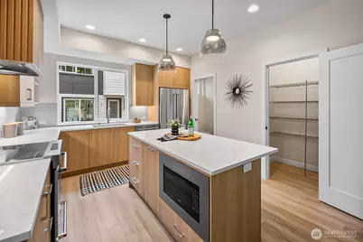 1746 B NW 62nd Street, Seattle, WA 98107 - Photo 6