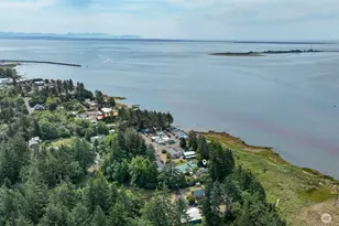 38 3rd St W, Chinook, WA 98614 - Photo 10