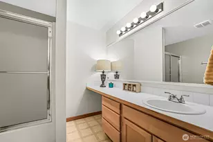 21012 Springhaven Way E, Bonney Lake, WA 98391 - Photo 32