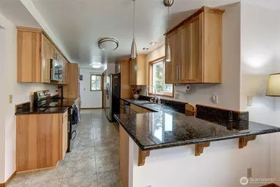 7820 NE 195th Street, Kenmore, WA 98028 - Photo 6