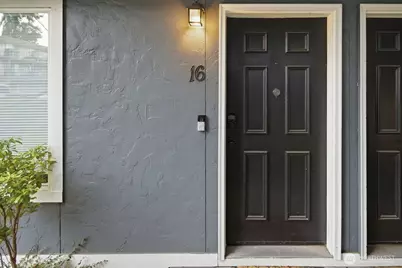 7431 212th Street SW #16, Edmonds, WA 98026 - Photo 2