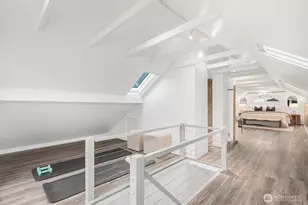 210 W McGraw St, Seattle, WA 98119 - Photo 18