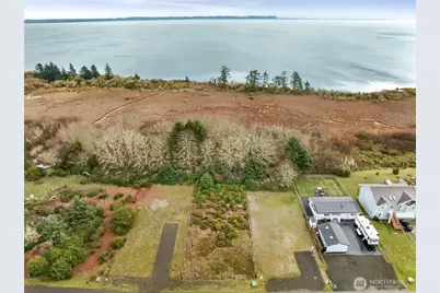 200 Olympic View Avenue NE, Ocean Shores, WA 98569 - Photo 4