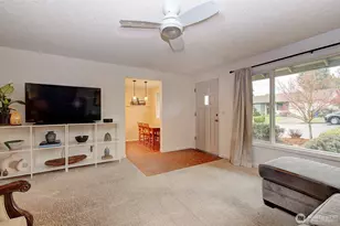 1301 NW 40th St, Vancouver, WA 98660 - Photo 6