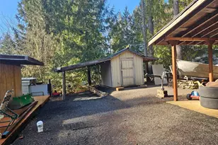 251 N Mt Washington Dr, Hoodsport, WA 98548 - Photo 6