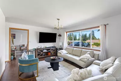 6204 224 Street SW, Mountlake Terrace, WA 98043 - Photo 10