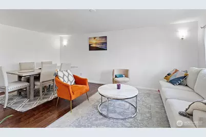 6204 224 Street SW, Mountlake Terrace, WA 98043 - Photo 4