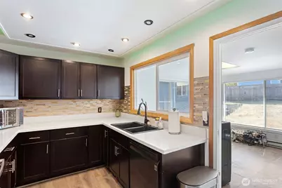 6204 224 Street SW, Mountlake Terrace, WA 98043 - Photo 16