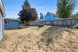 6204 224th St SW, Mountlake Terrace, WA 98043 - Photo 22