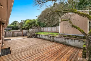 3307 36th Ave W, Seattle, WA 98199 - Photo 26