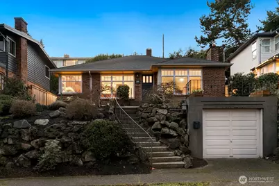 3307 36th Avenue W, Seattle, WA 98199 - Photo 1