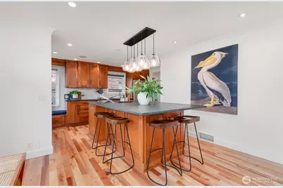 3307 36th Avenue W, Seattle, WA 98199 - Photo 14