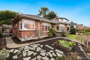 3307 36th Ave W, Seattle, WA 98199 - Photo 4