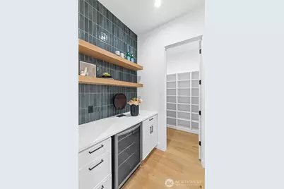 218 163rd Place SE, Bellevue, WA 98008 - Photo 14