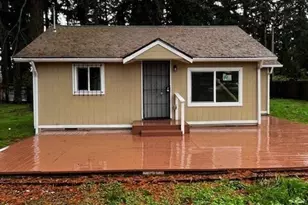 12524 Addison St SW, Lakewood, WA 98499 - Photo 2