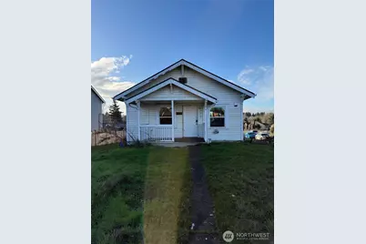 8402 Yakima Avenue, Tacoma, WA 98444 - Photo 2