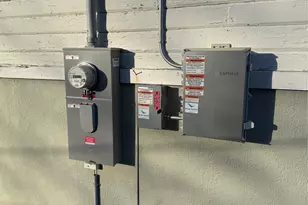 8402 Yakima Ave, Tacoma, WA 98444 - Photo 4