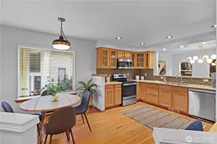 7552 NE 203rd St, Kenmore, WA 98028 - Photo 4