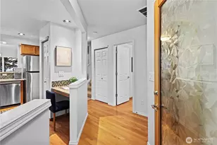 7552 NE 203rd St, Kenmore, WA 98028 - Photo 2