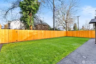 1109 E 70th St, Tacoma, WA 98404 - Photo 36