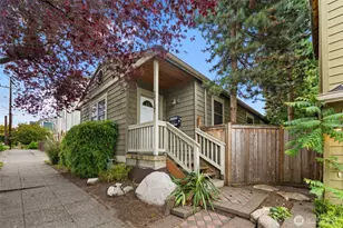 1717 E Spruce St, Seattle, WA 98122 - Photo 2