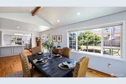 13735 SE 172nd Street, Renton, WA 98058 - Photo 12