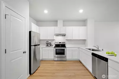 3226 Juno Court NE #B, Lacey, WA 98516 - Photo 12