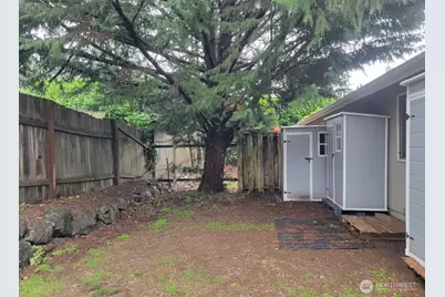 1908 12th Ave SW, Olympia, WA 98502 - Photo 16