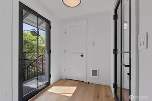 1205 NE 91st St, Seattle, WA 98115 - Photo 6