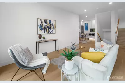 6012 B 35th Avenue NE, Seattle, WA 98115 - Photo 4