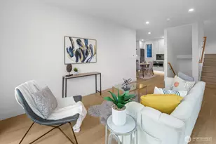 6012 B 35th Ave NE, Seattle, WA 98115 - Photo 4