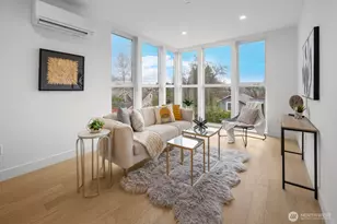 6012 B 35th Ave NE, Seattle, WA 98115 - Photo 2