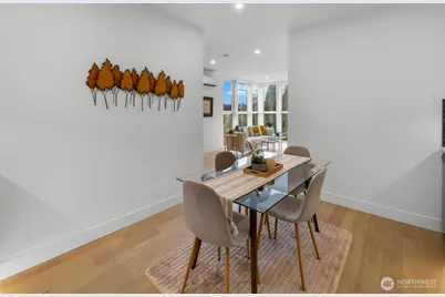 6012 B 35th Avenue NE, Seattle, WA 98115 - Photo 10