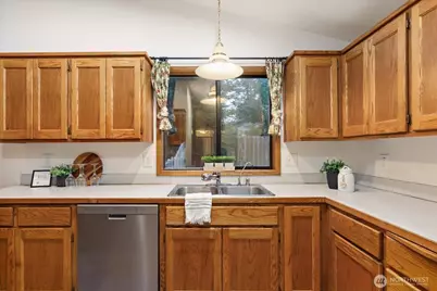 2295 Wellman Place, Oak Harbor, WA 98277 - Photo 16