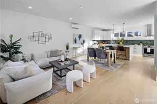 6014 35th Ave NE, Seattle, WA 98115 - Photo 2